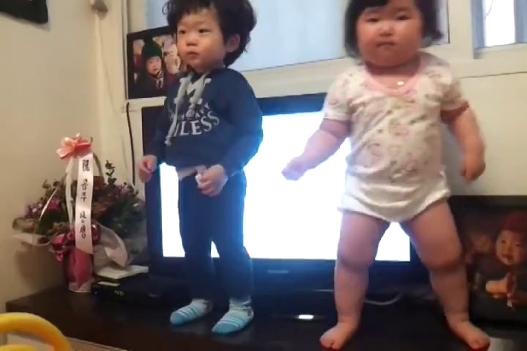 Korean babies dancers... So cute and talented toddlers!