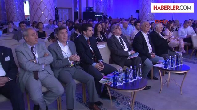 Marka ve Medya Dünyasını Buluşturan Medya Zirvesi İstanbul'da Başladımarka ve Medya Dünyasını...