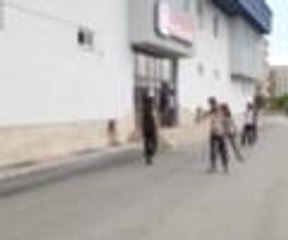 Asfaltta kayak antrenmanı