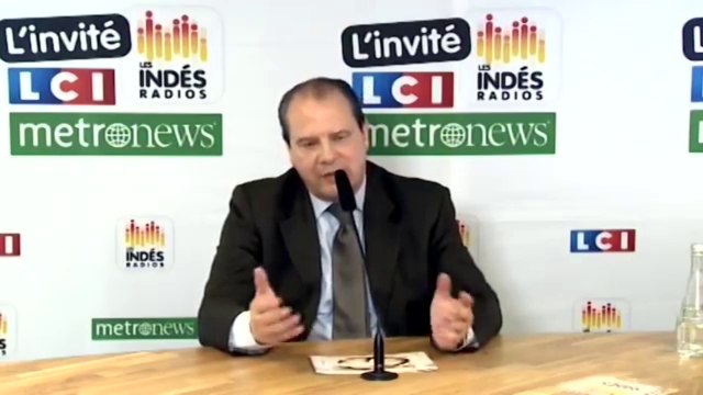 Droit de vote des étrangers: Le match Cazeneuve-Cambadélis