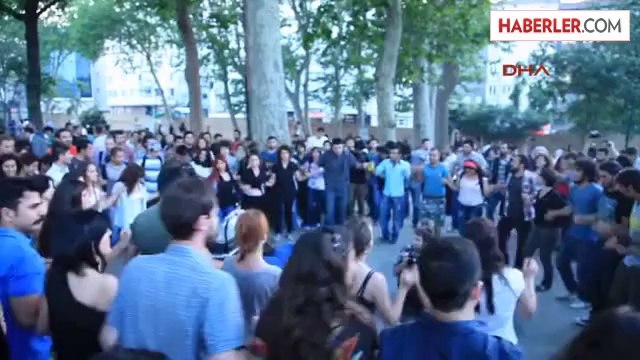 Tüsak Yasa Tasarısına Karşı Sanatçılardan Ortak Basın Açıklaması