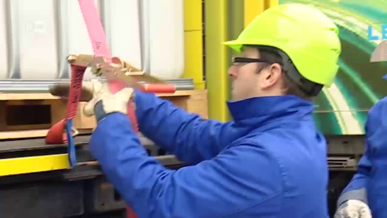 Logistikbranche: In Deutschland fehlen Berufskraftfahrer | Wirtschaft kompakt