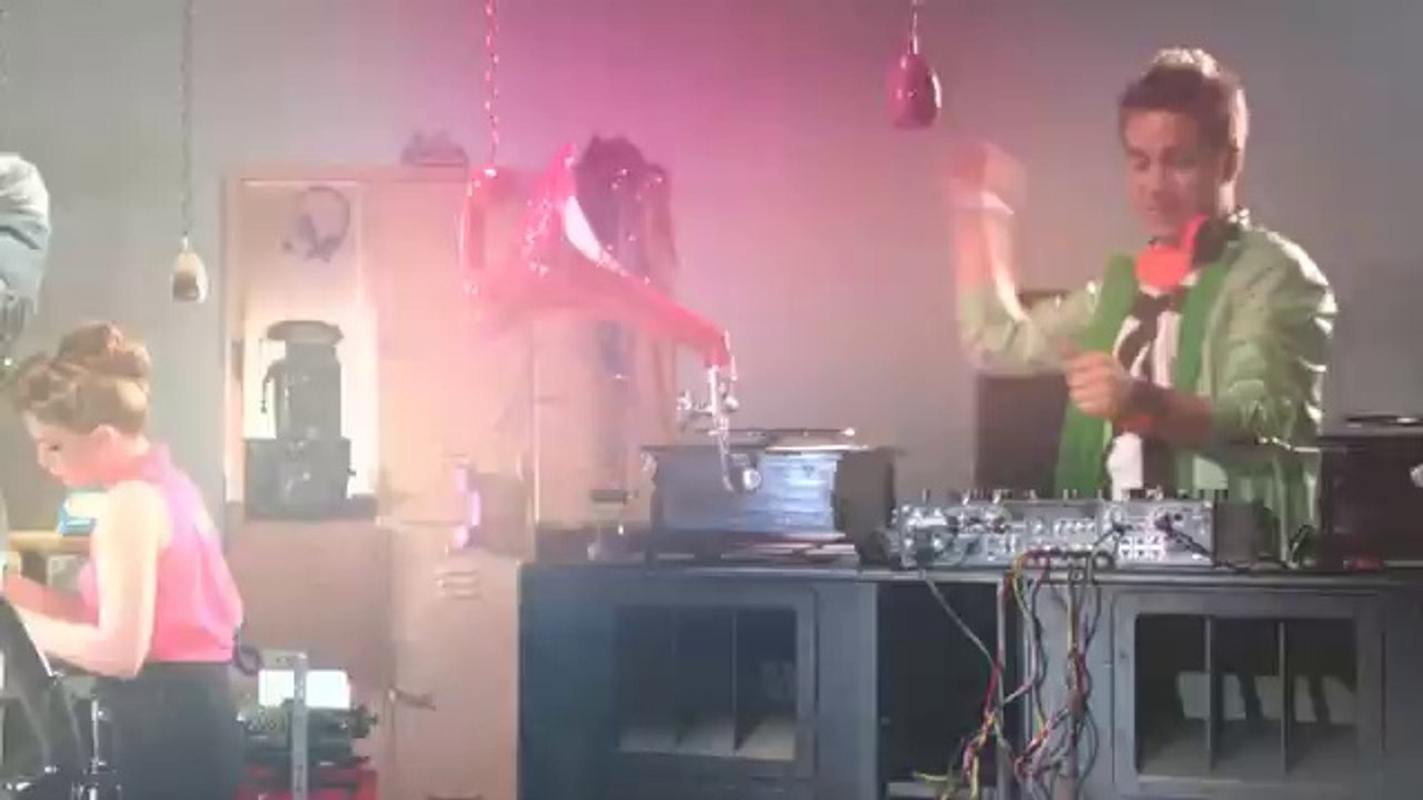 Ara Ara (Yasin Keleş feat. Tan Taşçı)