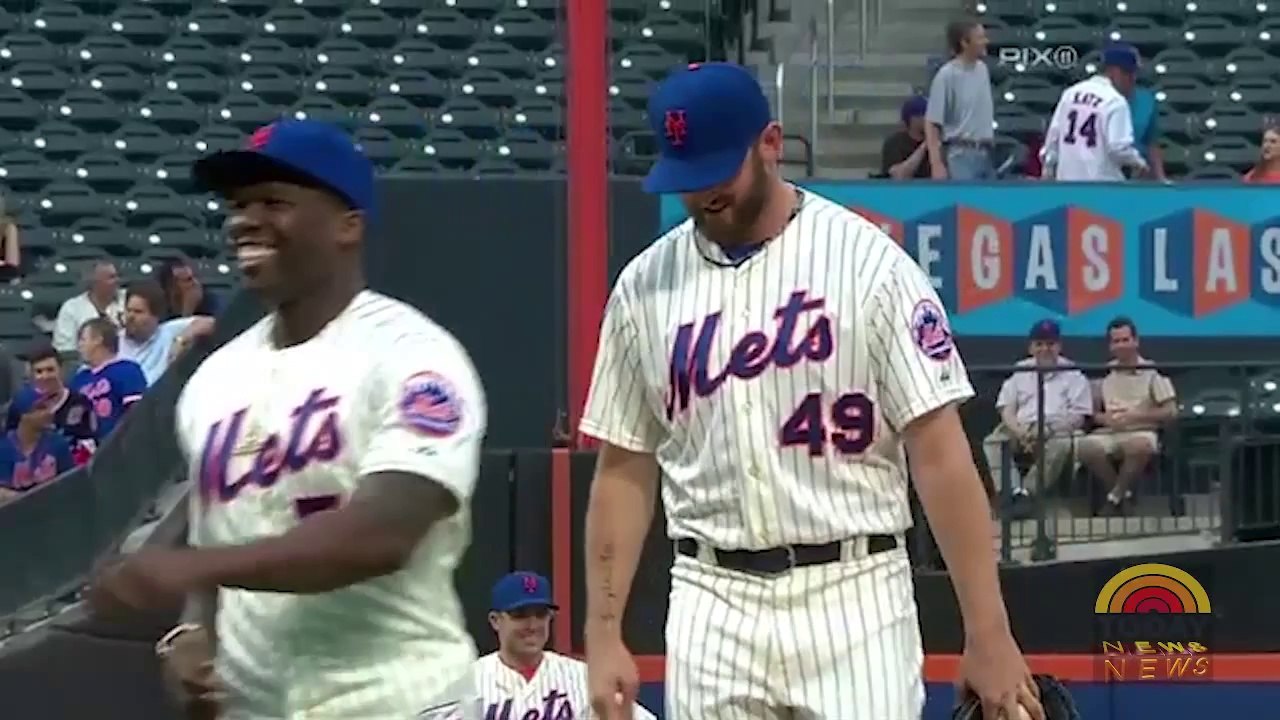 Pire lancé au baseball par 50 cents! Ridicule first pitch pour les mets!