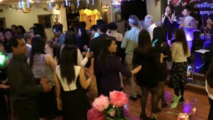 Soirée dansante khmer តារាកម្ពុជា