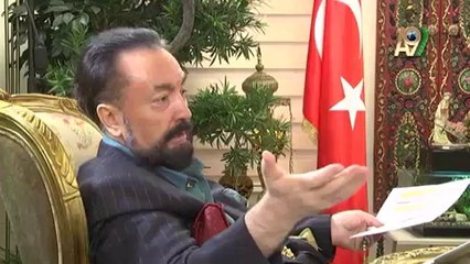 Polis aracı yanarken polis ne yapmalı protescular buna cevap vermeli