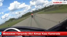 Motosiklet Yarışında Akıl Almaz Kaza Kamerada