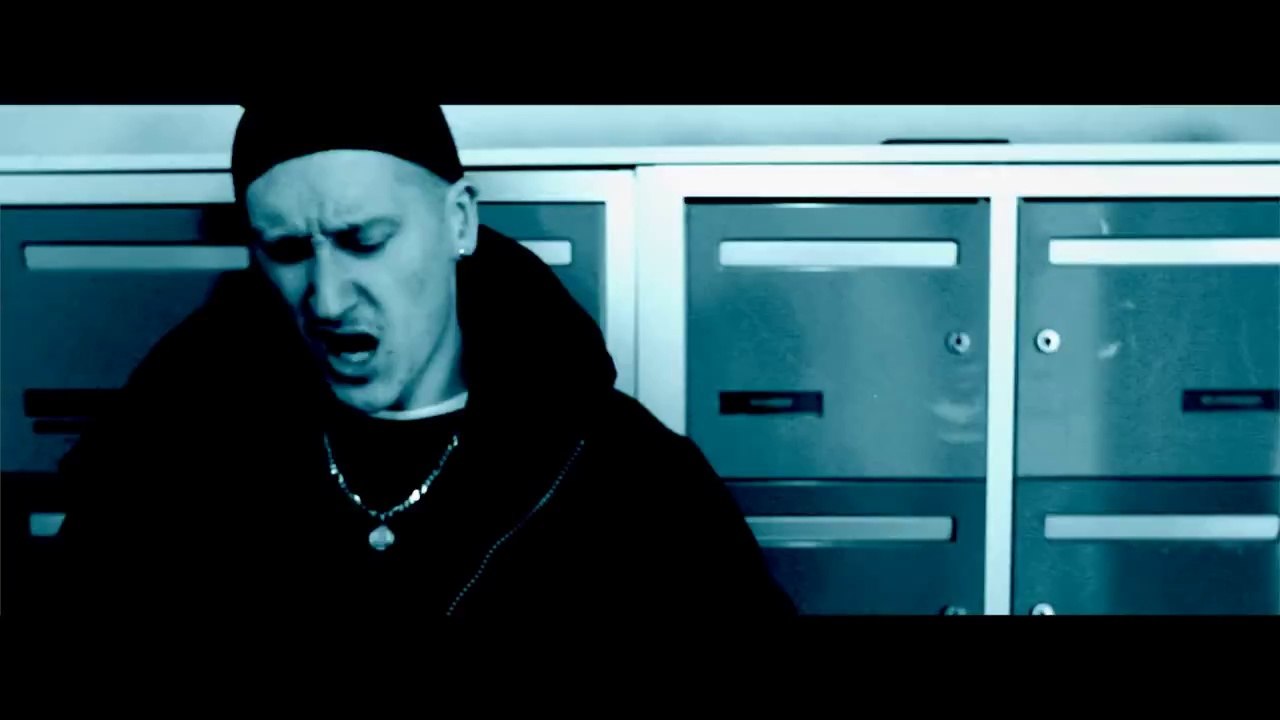 L'UZINE - Mange Tes Morts