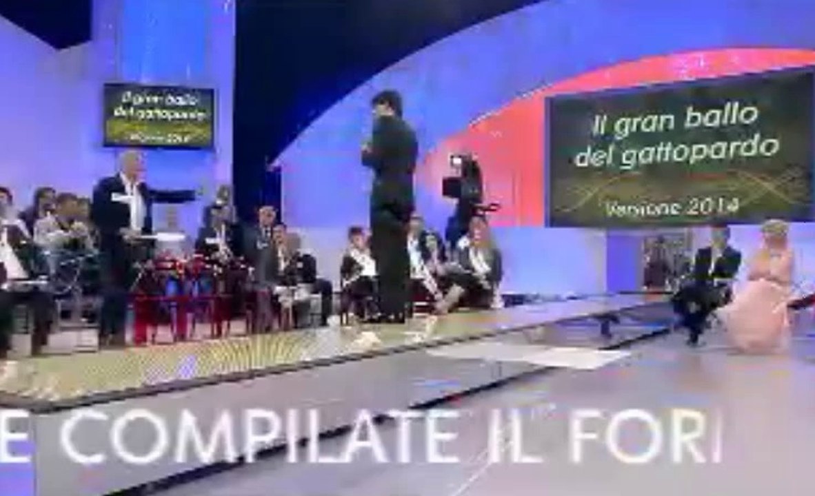 Botulino il giornalaio e il pubblico applaude