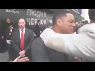 Will Smith slaps reporter for trying to kiss him on the lips