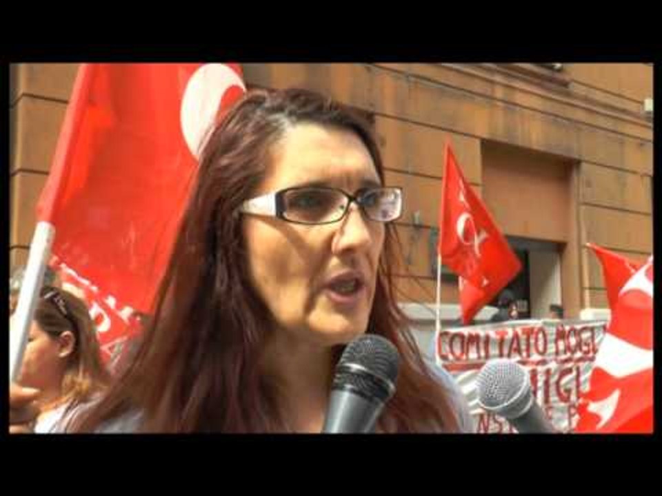 Napoli - Presidio operai di Nola e Pomigliano Fiat davanti alla regione -2- (28.05.14)