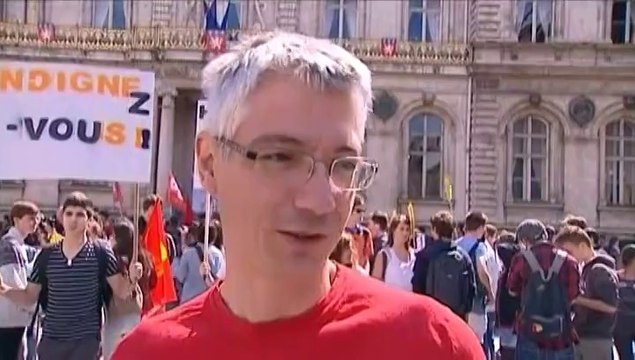 Manifestations anti-FN dans plusieurs villes de France