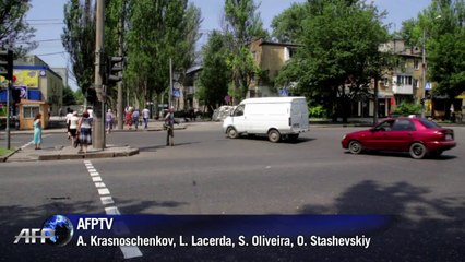 Rebeldes derrubam helicóptero e matam 14 militares