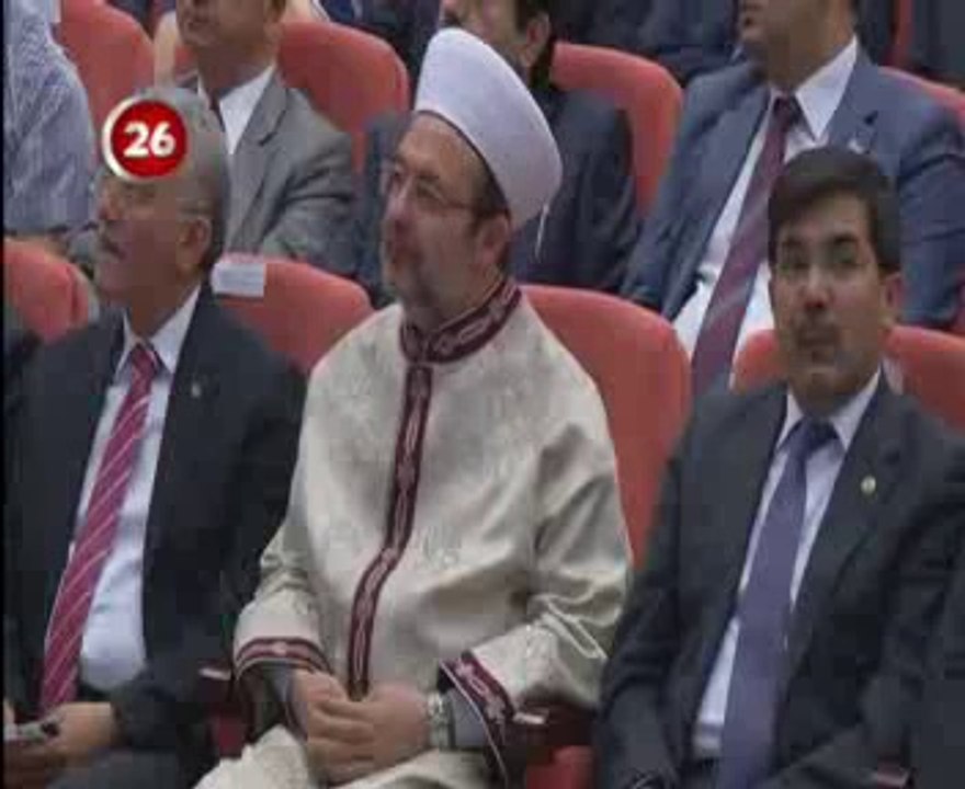 yavuz selim uzgur bilgeler zirvesinde konusuyor