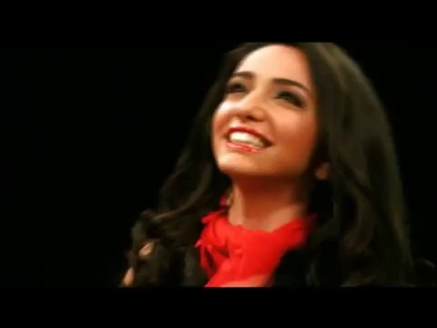 Evlerinin Önü Boyalı Direk (Öykü - Berk)