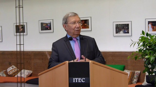 2014 05 29 La 38ème foire des potiers à Bussière-Badil, discours de Bernard Cazeau, président du conseil général de la Dordogne