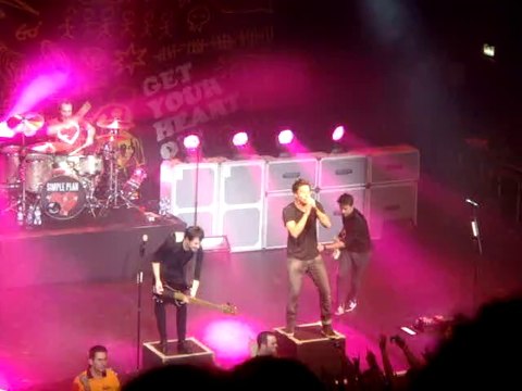 Simple Plan - Addicted