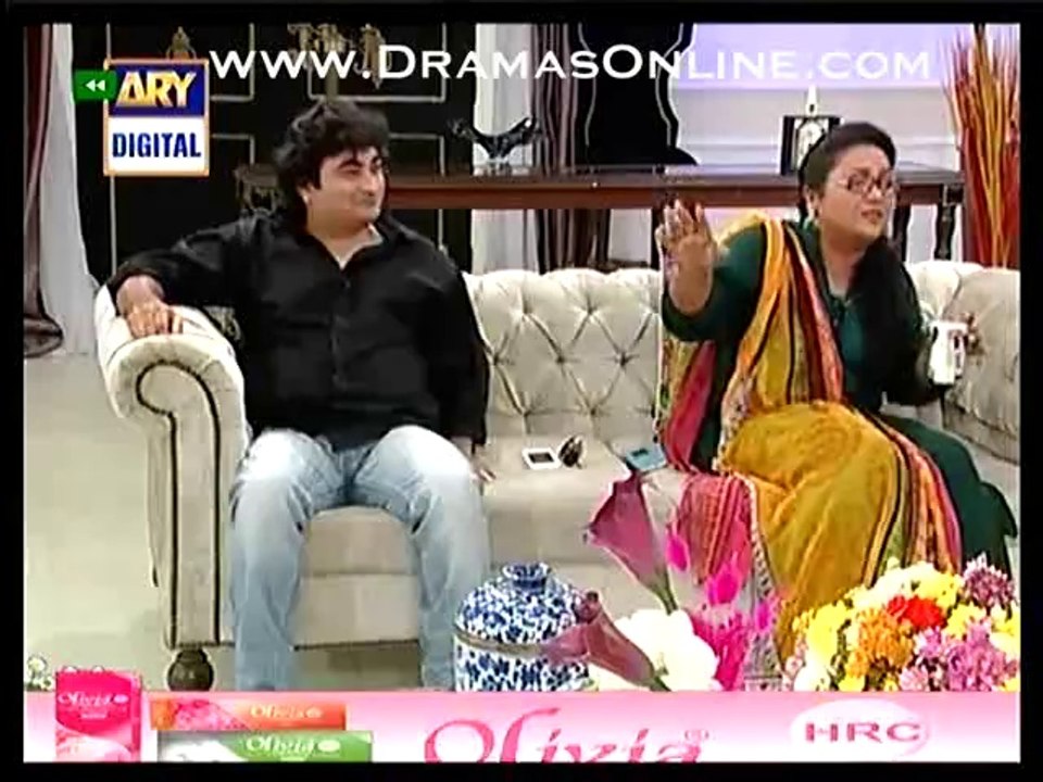 Danish Nawaz telling funny stories of when he gave blood & when he cheated in his paper