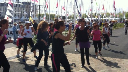 Réveil musculaire au Village de la Solitaire du Figaro