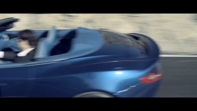 Aston Martin Vanquish Volante