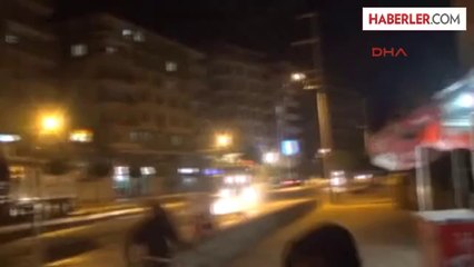Silvan'da Gergin Gece 2 Polis Yaralandı