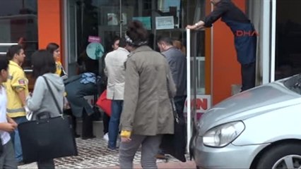 Kocaeli Kafe İşletmecisi Kadın Kendini Astı