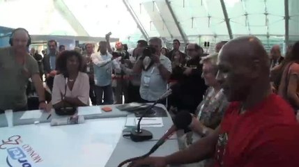 Super Moscato Show / Les coulisses avec Mike Tyson - 09/10