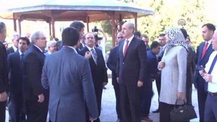 Kurtulmuş, Tarihi Mustafa Paşa Camisi'ni Gezdi