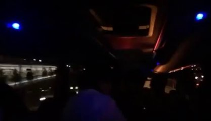 Atatürk Havalimanında gözaltına alınan kadınlardan Rojava Marşı