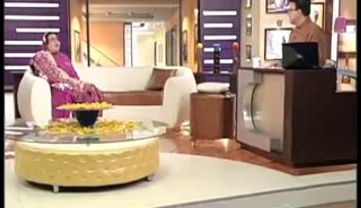 Azizi as Firdos Aashiq Awan