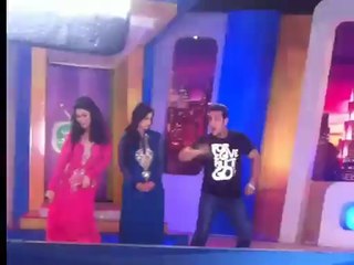pakistani salman khan making of hum sab omeed se hian at Geo t.v - Video Dailymotion