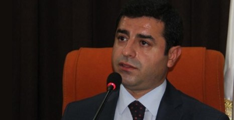 Demirtaş'ın Provokatör Dediği Kişileri HDP Twitter'dan Takip Ediyor