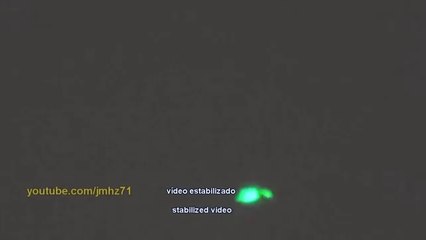 UFO .Green . Lima Pérou.Plateau volador . 05.10.2014