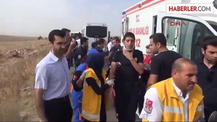 Şanlıurfa Sınırda Görev Yapmak Üzere İl Dışından Gelen Polisleri Taşıyan Minibüs Kaza Yaptı-2