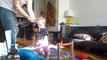 Un bébé pprend à marcher : Time-Lapse magique
