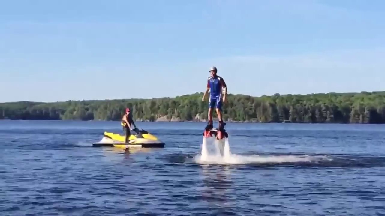 Justin Bieber flyboarding in Canada, 2014 - fahlo video