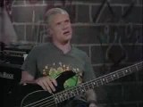 Bass guitar with Flea - Funk Slap Lesson