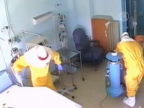 Смерть британца от Эболы в Македонии пока не подтвердили