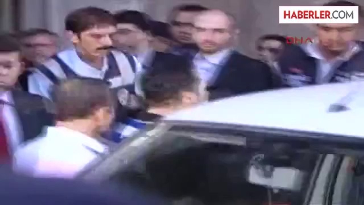 Cem Garipoğlu İntihar Etti