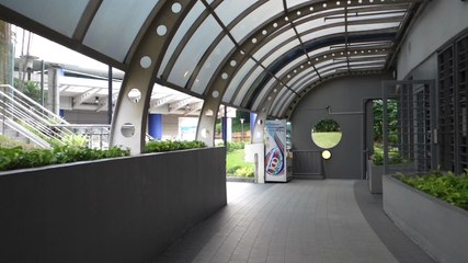 Sony RX100 III Video Test Auto Mode From Bright to Dark Area @ a tunnel in Alexandra Road, Singapore