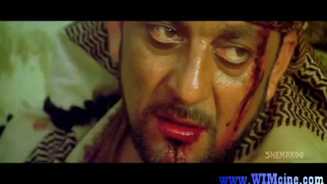 Deewaar (2004)_clip4