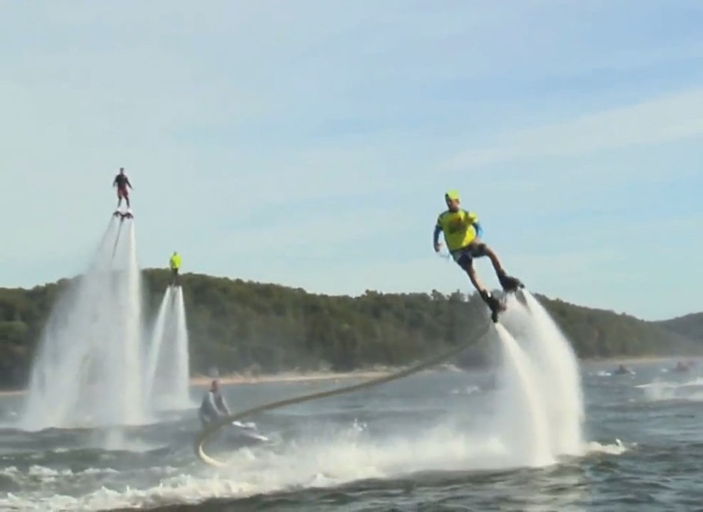 World Record! Most Flyboards In Air At One Time