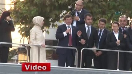 Davutoğlu: 'Ellerini Kırarız!'