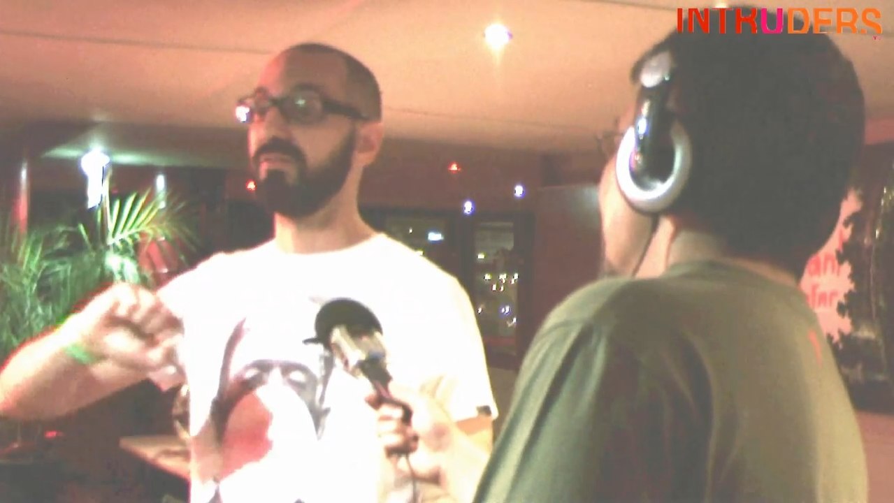 Le Grand Mechant Loup de l'EBM à l'équilibre deep minimal