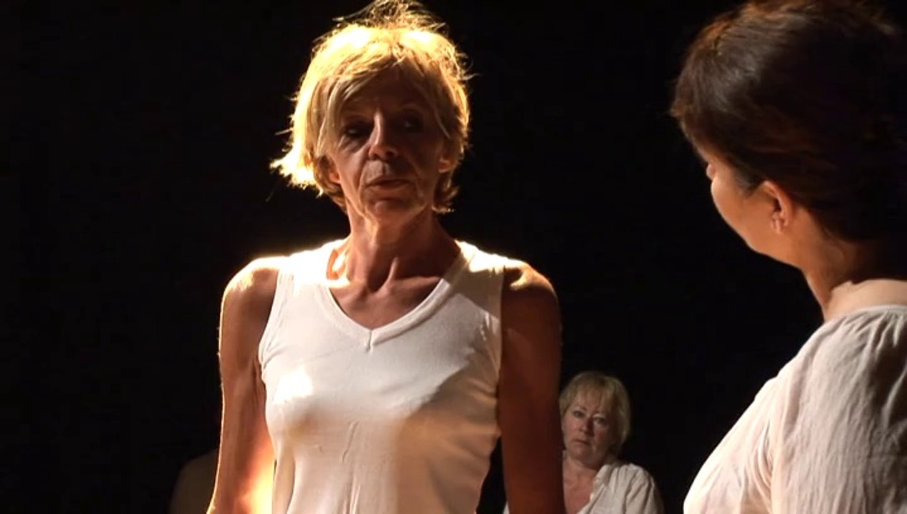 Un atelier-spectacle avec des mères pour le Conseil général du Doubs (2e partie)