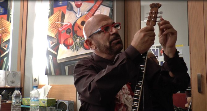 ΓΙΑΝΝΗΣ ΖΟΥΓΑΝΕΛΗΣ - ΣΥΝΕΝΤΕΥΞΗ ΓΙΑ ΤΟ ΘΕΑΤΡΙΚΟ ΠΡΑΜΑΤΑ ΚΑΙ ΘΑΜΑΤΑ - mymusicwall.com