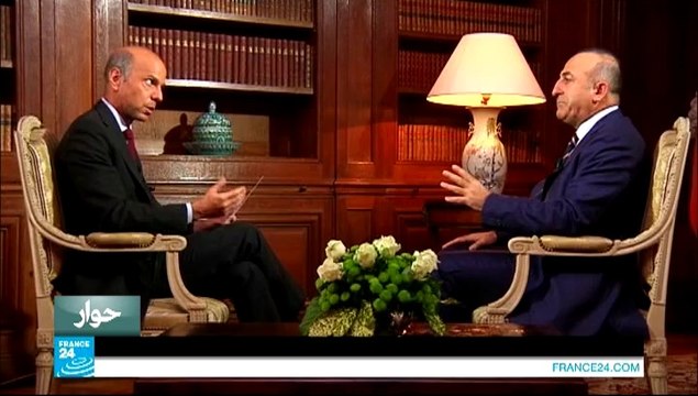 حصري فرانس24 - وزير الخارجية التركي: لا يمكن لتركيا أن تسلح مدنيين لمواجهة تنظيم الدولة الإسلامية