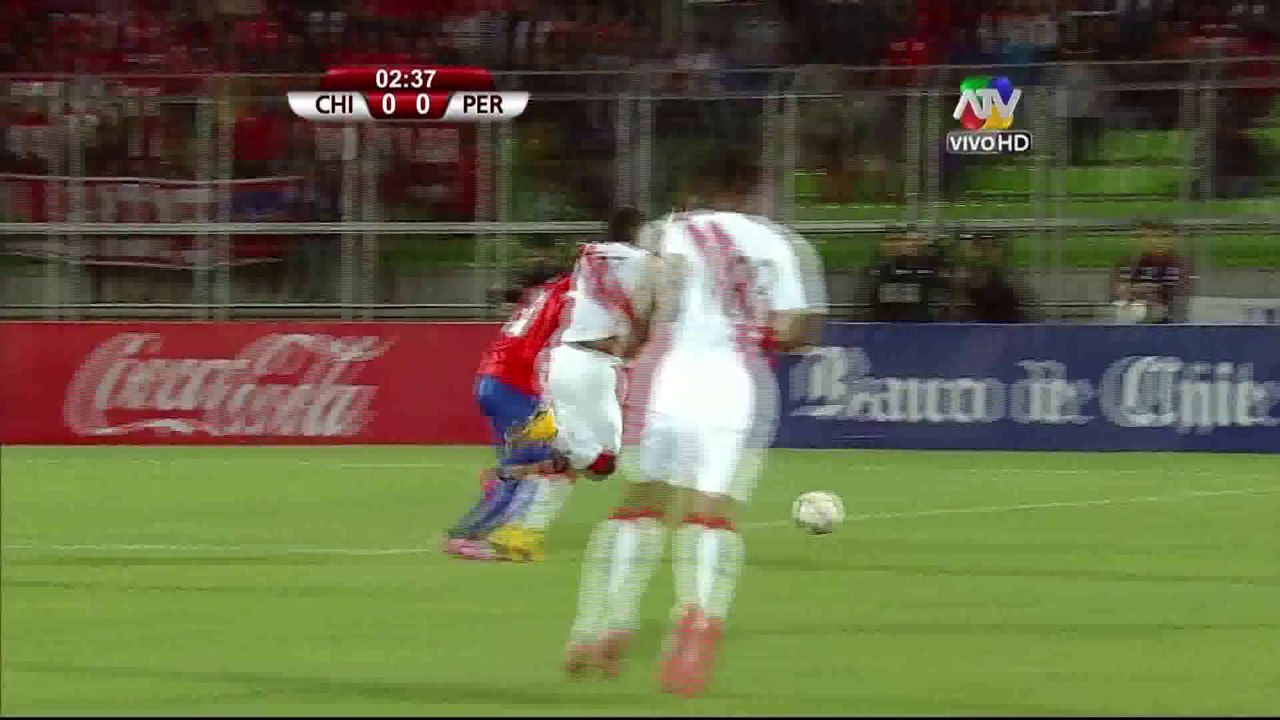 Luis Advíncula - Perú
