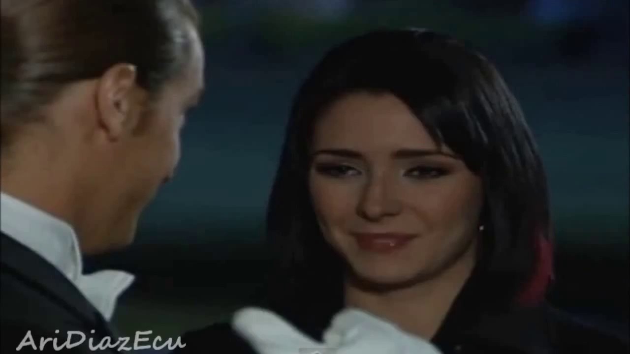 Ariadne Diaz en Al Diablo con los Guapos