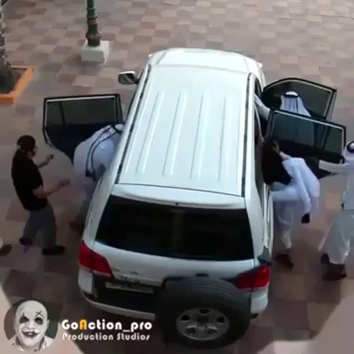 ho jao pagal in arbio ki trha very funny www.fullmufta.blogspot.com
